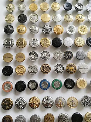 Customized hardware fittings for denim apparel