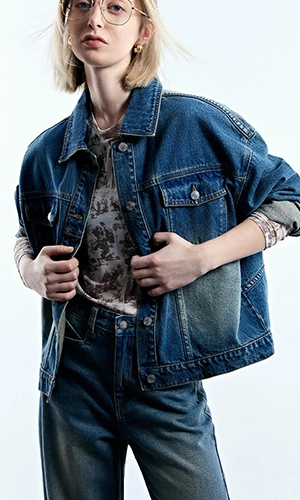 Overdye wash denim color effect
